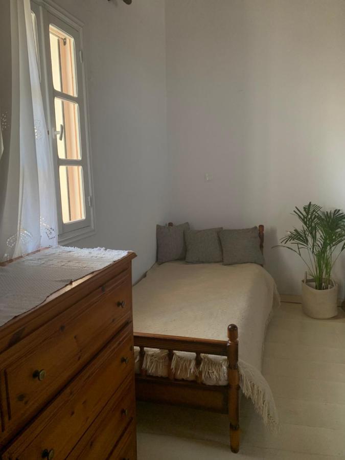 Lava House Apartment Mandrákion Екстериор снимка